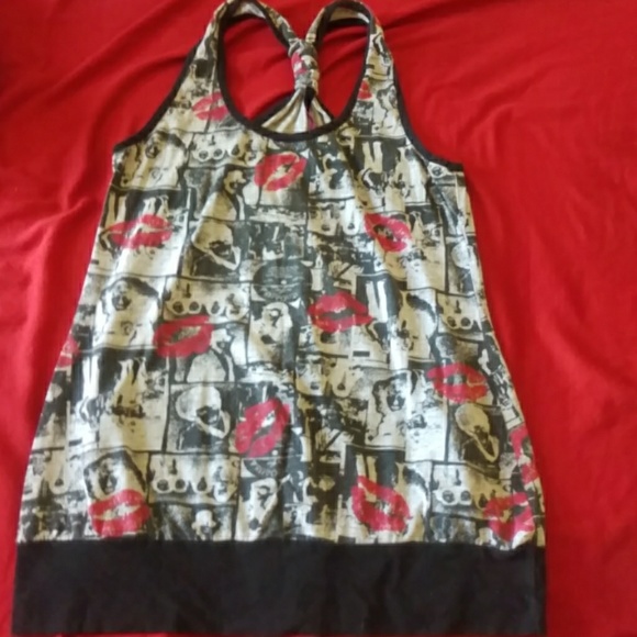 michelle Tops - Michelle razor back red lip tank top
